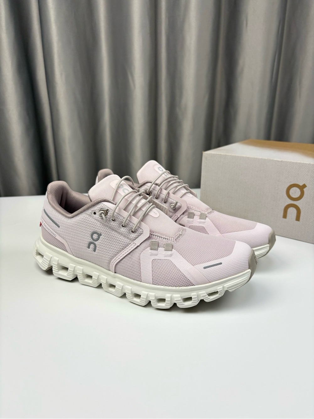 On Running Cloud Women's Running Shoes - Pale Pink and White